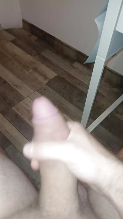 俺の小さなチンコ気に入ったか?