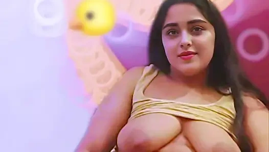 Video viral gadis india lagi asik fingering dan pamer di video call what'saupp