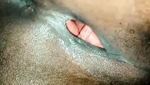Sie bevorzugt Finger in ihrer Vagina Teil 2