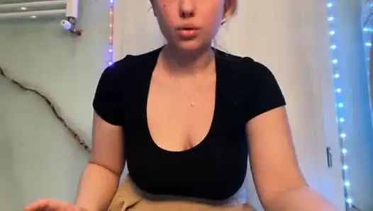 Jucielussie анальный трах пальцами и анальный плаг