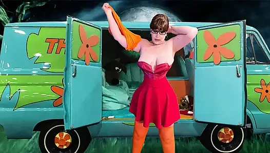 Granny Carmen's Cosplayed Fucking Compilation 53021COMP