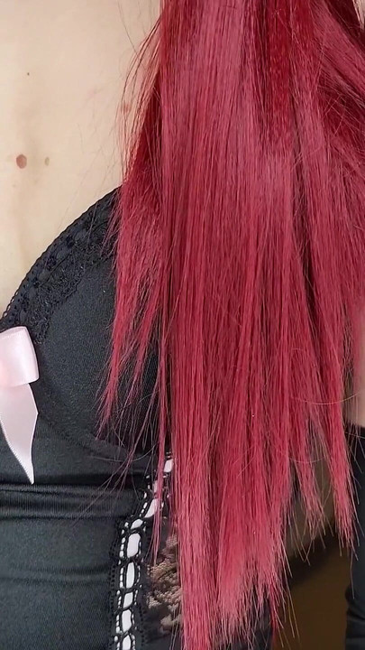 ดื่มด่ําในเครื่องรางไนลอนของฉัน - ภายใต้ชุดเดรสของฉันฉันสวมกางเกงในไนลอนไร้เป้า, กางเกงในฝรั่งเศสไนลอน, ถุงมือไนลอนอย่างเต็มที่