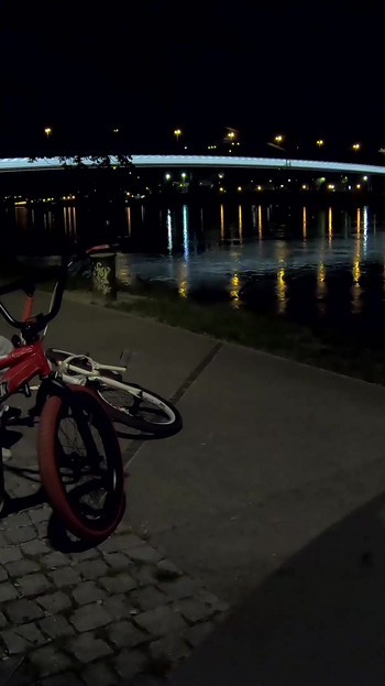 Riskanter Und Schneller Amateur-sex in Der Öffentlichkeit Mit Meinem Stiefbruer, Squirting Orgasmus Und Sperma Imdada Deville