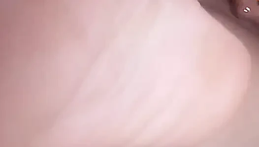 Когда он приходит в киску. Мои принципы, сначала съешь ее киску, а также сперма, каждая женщина нуждается и хочет это