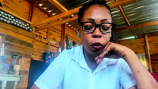 Bermain peran dokter bantuin pasiennya untuk muncrat...