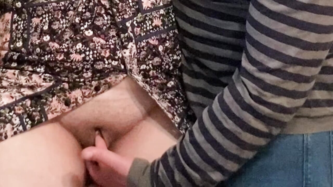 I Made a Stranger Rub My Pussy on the Subway