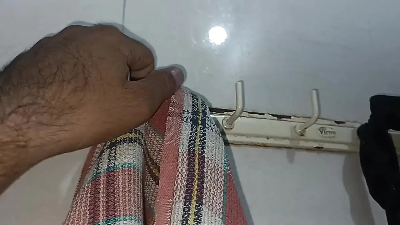 Wife se chhup chhup kar video banata hu