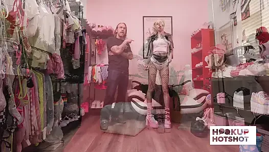 Bts - sasha beart lagi asik ngocok sambil pakai baju di belakang panggung!