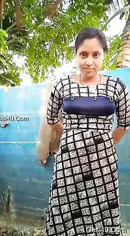 Cute north Desi aunty