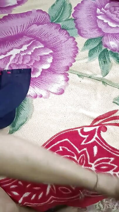 Tarina kiusauksesta ja salaisuuksista telugun äänellä