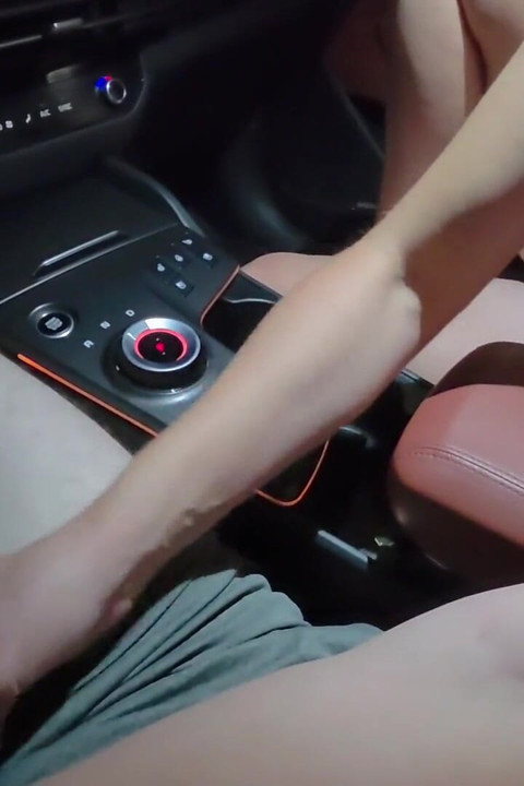 Hand Job Makes Him Cum All Over Himself in the Car