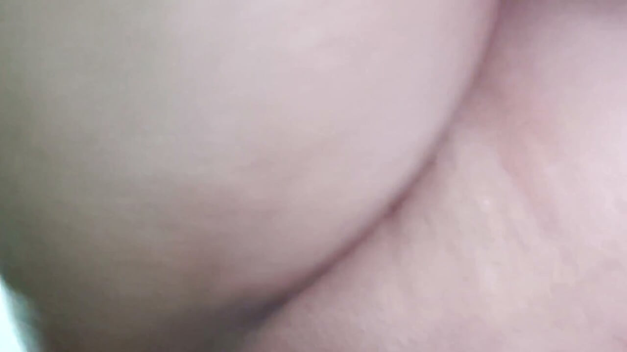Mijn man heeft mijn poesje gecreampied nadat ik met zijn vriend had geneukt