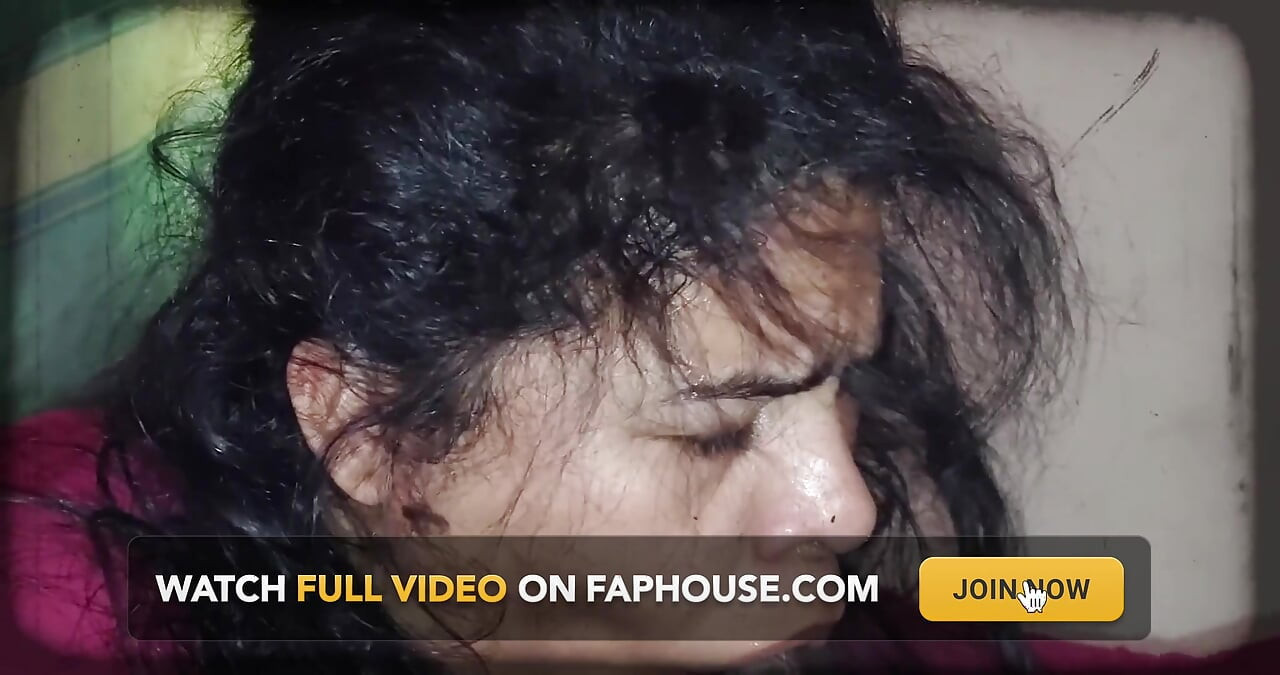 Karen Kake喉咙...美味的哥伦比亚喉咙荡妇