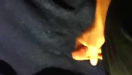 Büyük cumshot. bu boşa gidiyor.