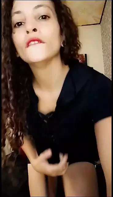 I invite you to follow me and get to know my body