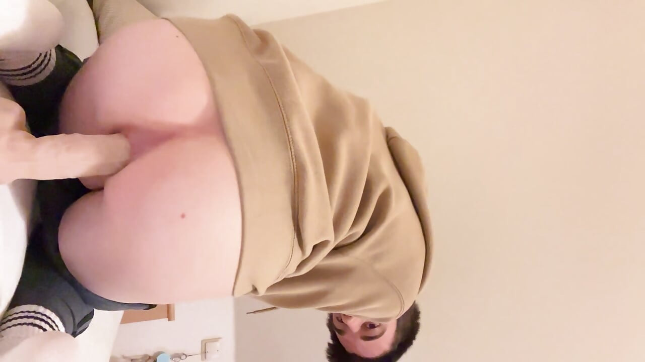 Gryiia enjoys the intense anal action