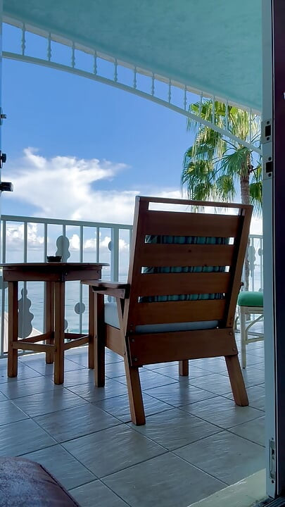 Wichs vor dem hotel-balkon, Key West, öffentliches sperma