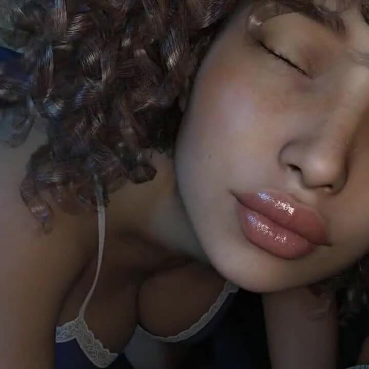 Big city pleasures: guy caught his roommate masturbates in her room - ep. 20