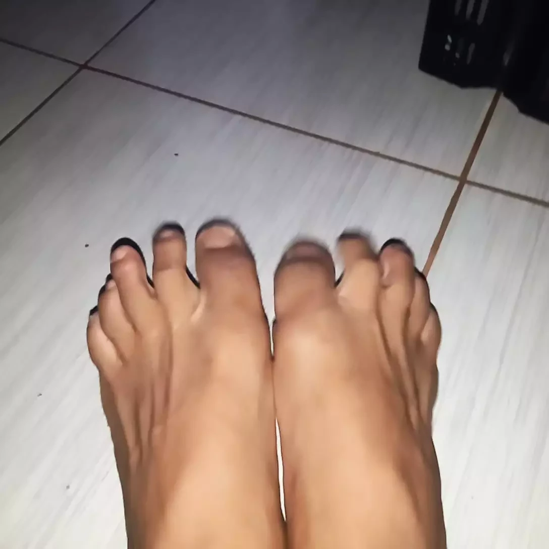 I miei piedi e le mie mani pronti a massaggiarti