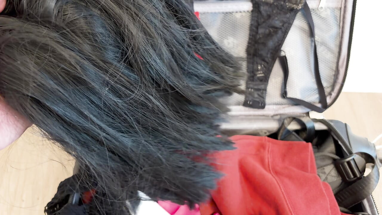 אמא חורגת בהנגאובר בלבלה את הבן החורג עם בעלה וזה מה שקרה אחר כך