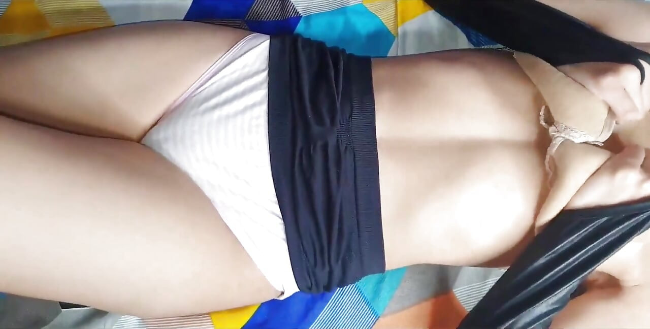 Horny Girl Hungry for Dick Ended with Missionary Sex