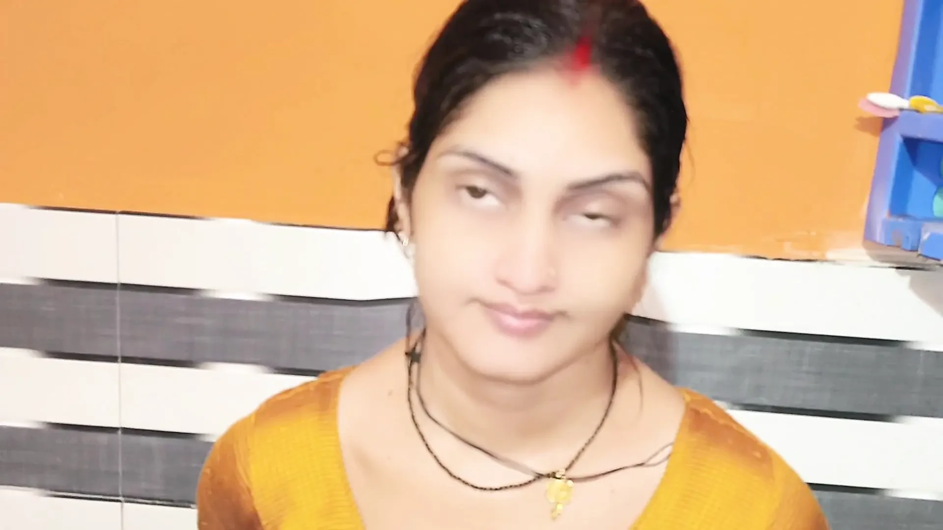 Video of Janvi Bhabhi bathing in the bathroom went viral. indian hot girl