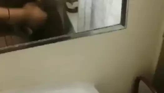 Bütün gün sallanan sik