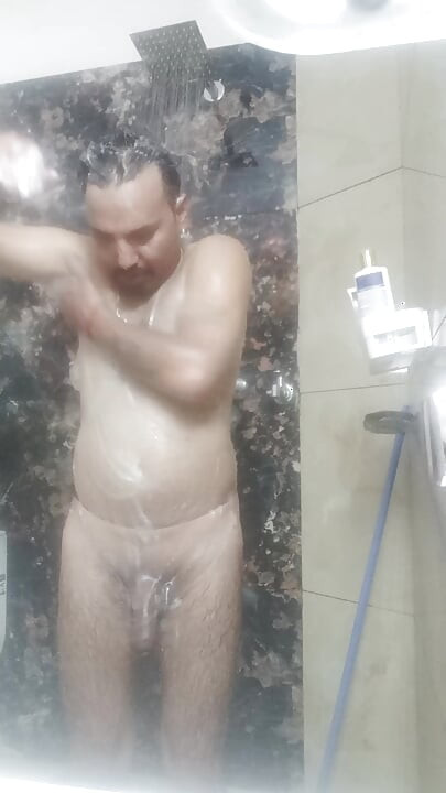 Indian desi man enjoy shower and masterbation show with neighbour and army officer
