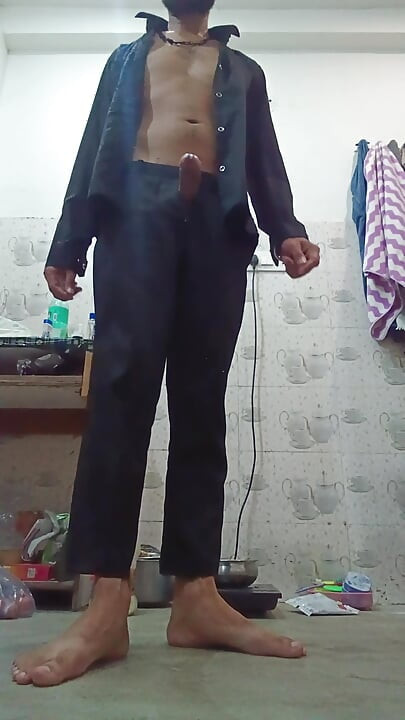 How nice it feels to masturbate in a room alone