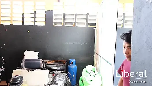 WOMAN INCITES THE MOVING GUYS AND GETS FUCKED