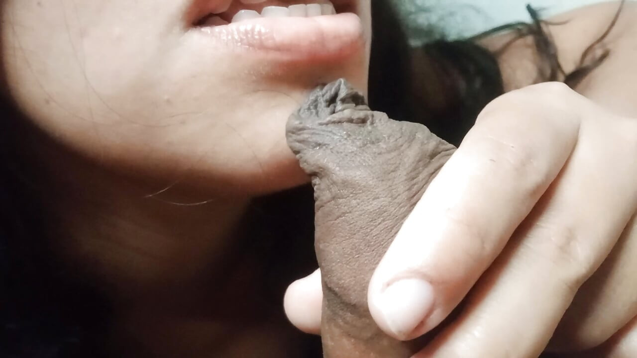 My stepsister is addicted to sucking my penis, she doesn't even give me a break when I'm editing these videos.