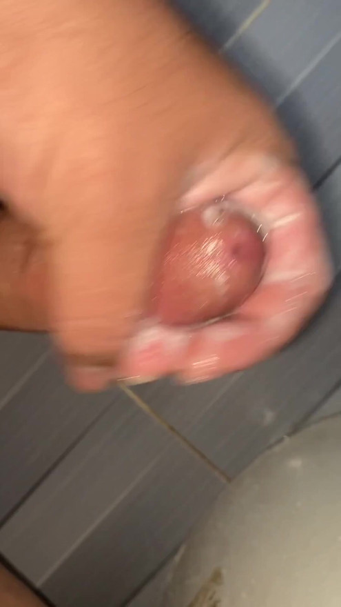 This is a, I went to the tolet to masturbate with a little market ointment, which is bath soap, who wants to be pierced deep by this chess piece | Clip 1