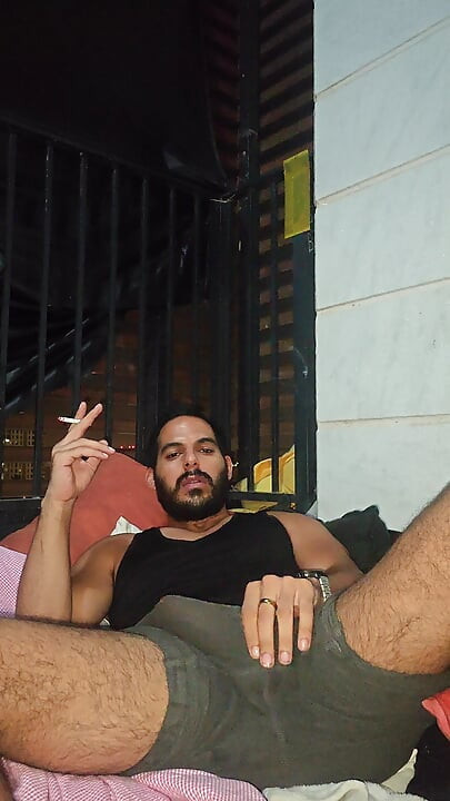 Welcome back I smoke you suck