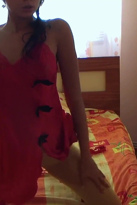 meri laal bebi-dol