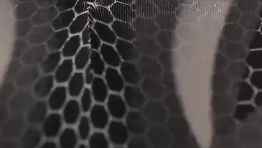 Ein schwarzes spiderman-cosplay-mädchen ficken, bis er mehrmals in ihre muschi kommt - Neueste indonesischer porno