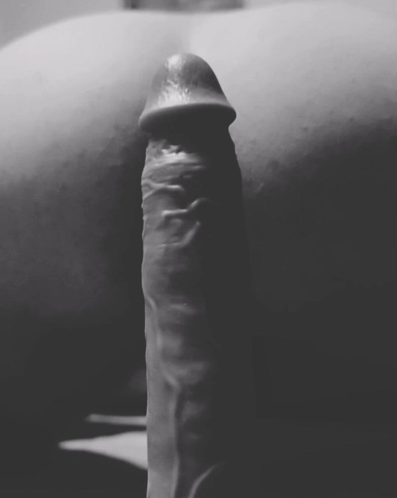White Boy need dick in His right ass