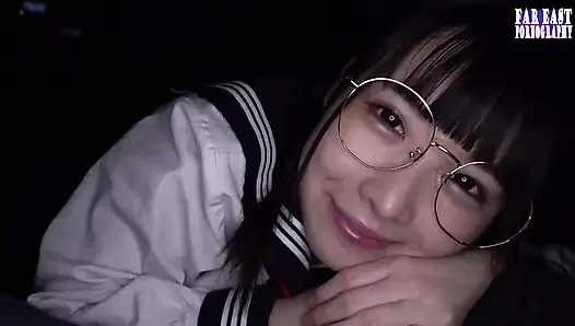 Кукла как Bliss с темноволосой соблазняет игривой напоказ даты макияжа, Ep-5