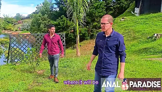 ANAL SEX IN THE MIDDLE OF A NATURAL LANDSCAPE AND A GIRL WHO'S IN THE MOOD FOR SOME FUN