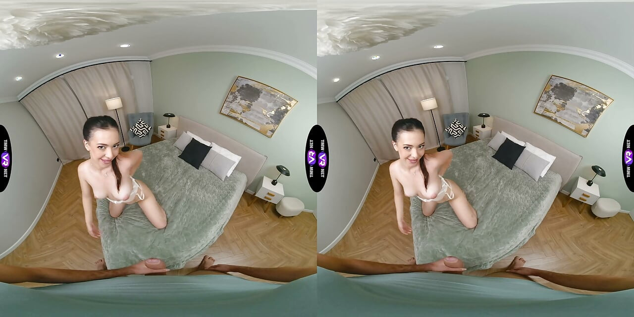 Horny Sida Gets On Her Knees To Swallow His Load - TeenMegaWorld