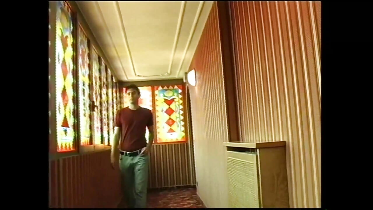 ג'ינג'ית צעירה ובעלת חזה גדול ותחת שעיר מזדיינת וגומרת בתוכה על ידי זין חובבני ענק