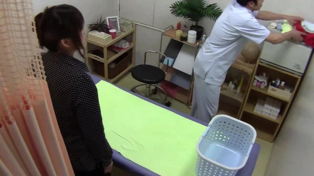 Married women are fell in love with the pleasant esthetic massage