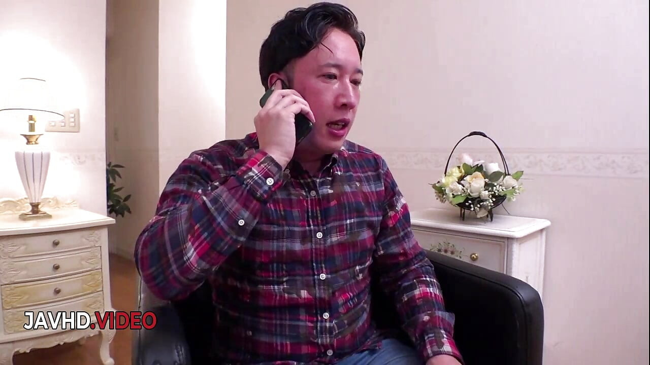 Selvagem japonesa esposa em quimono fode intensamente depois de um boquete quente