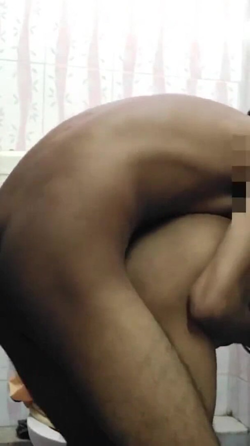 18+ School gril bathroom sex with friend | Clip 1