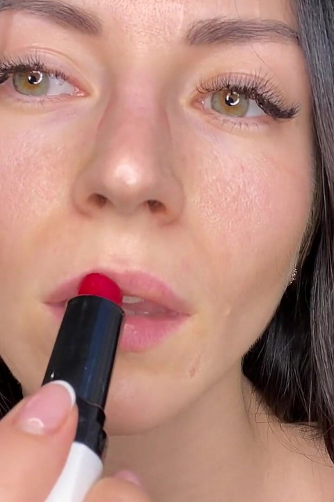 Face, Mouth, Lips Fetish Giantess