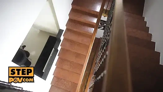 Bakış açısı - ateşli sarışın üvey kız kardeş Alexa Flexy sikini boşaltıyor