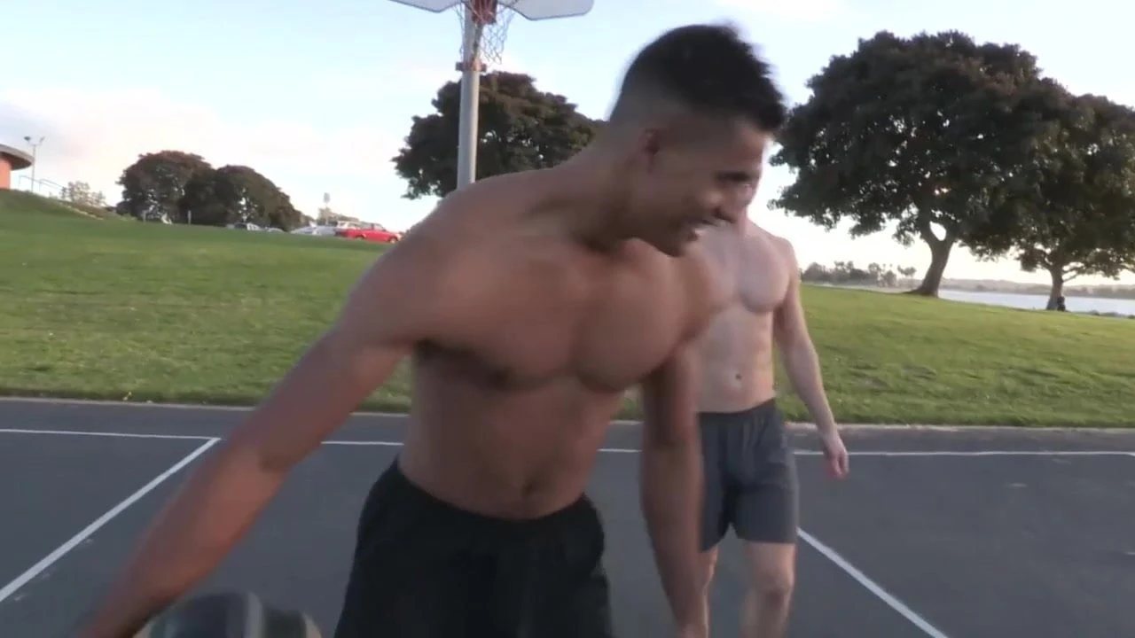 Mario Sean zonder condoom - homofilm - Sean Cody