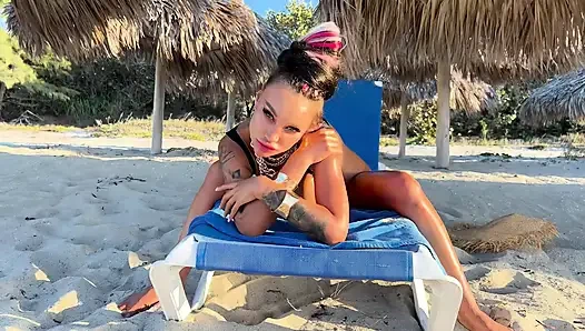 Monika Fox Solo Masturbation With Squirt And Prolapse On Beach