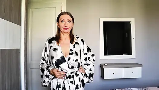 Mature Busty Futanari Reveals Her Secret For Stepson