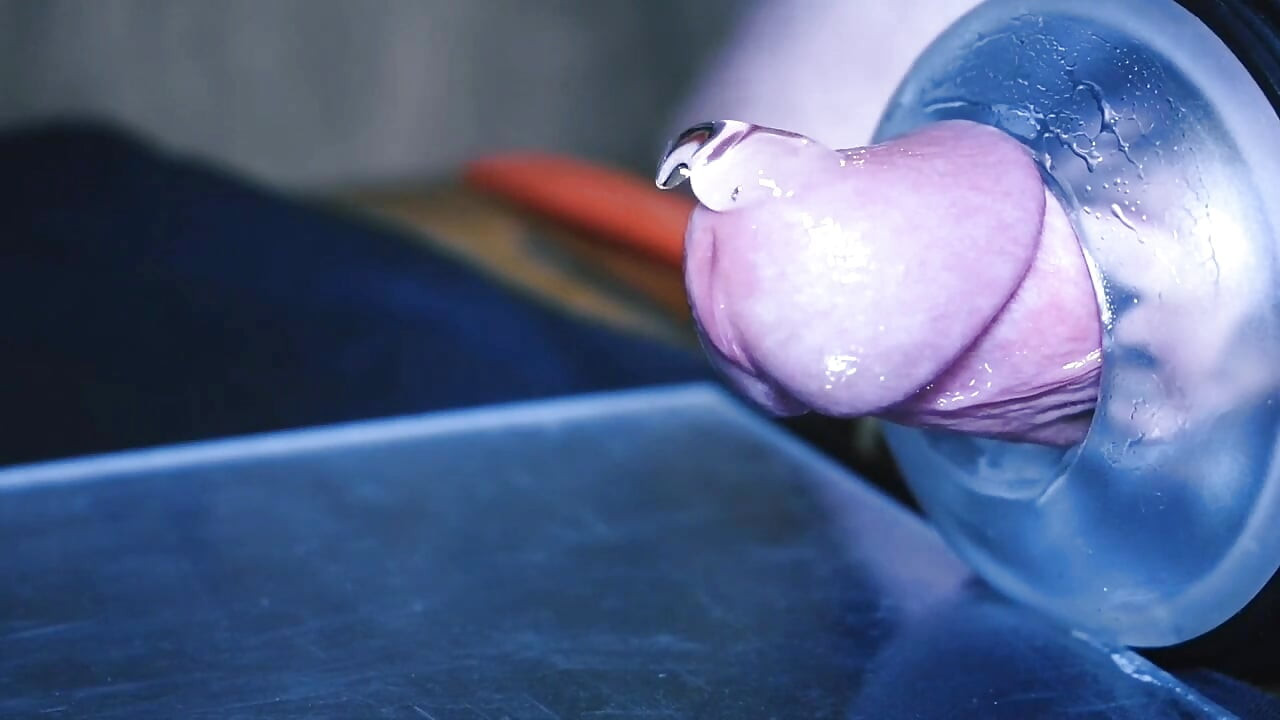 ASMR FLESLIGHT CLOSE UP FUCK AND SLOW MOTION CUMSHOT