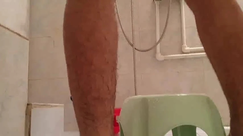 Pantat Iran dimusnahkan